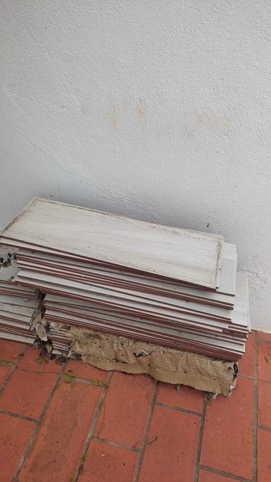 Ceramica cinzenta clara 9m2 marca Leroy Merlin