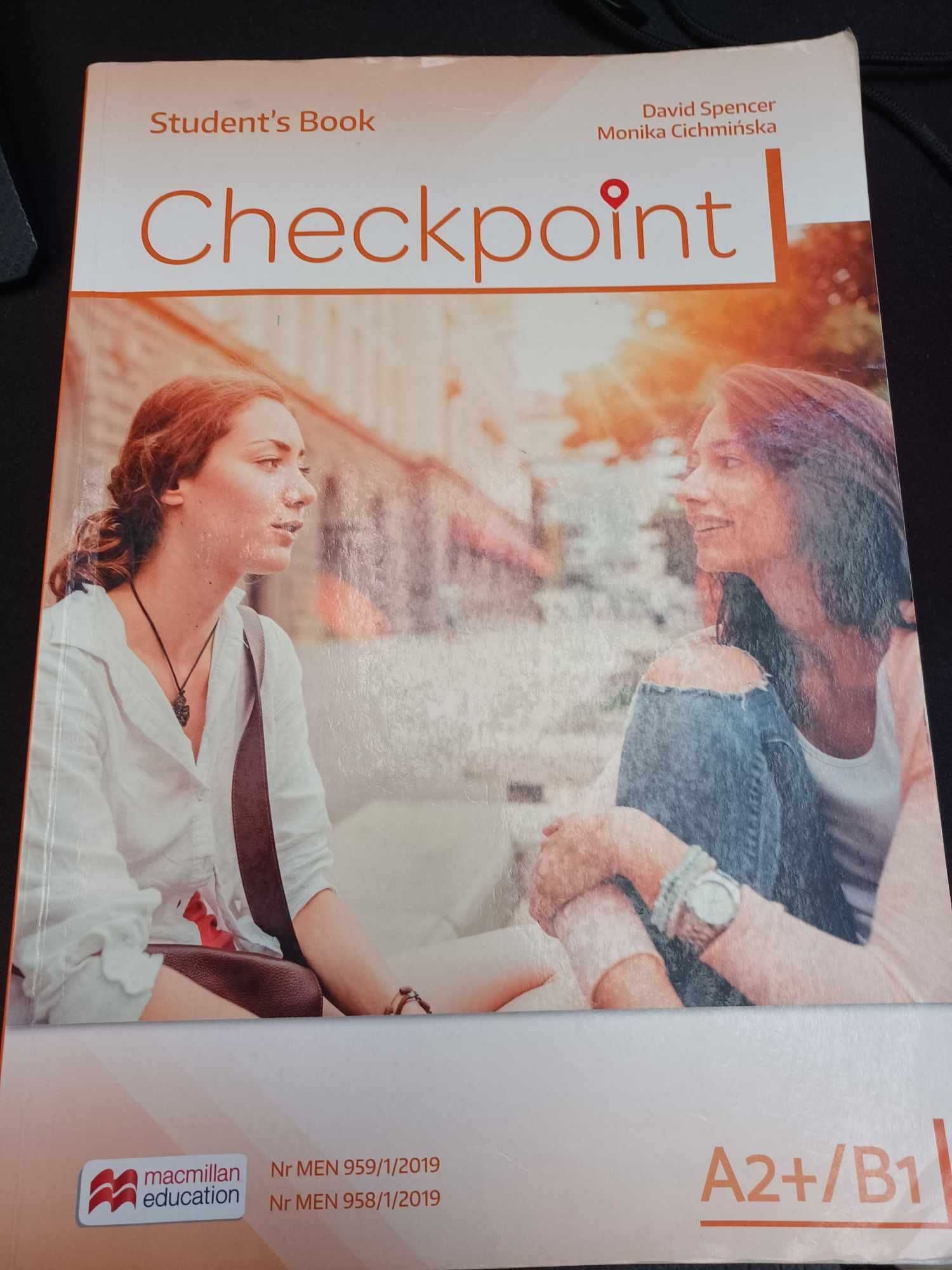 Książka do języka angielskiego Checkpoint A2+/B1