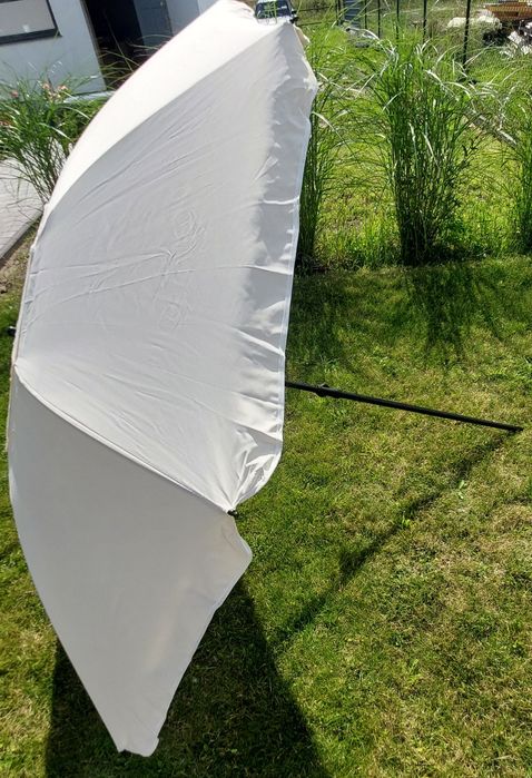 Parasol ogrodowy, kolor ecru, nowy.