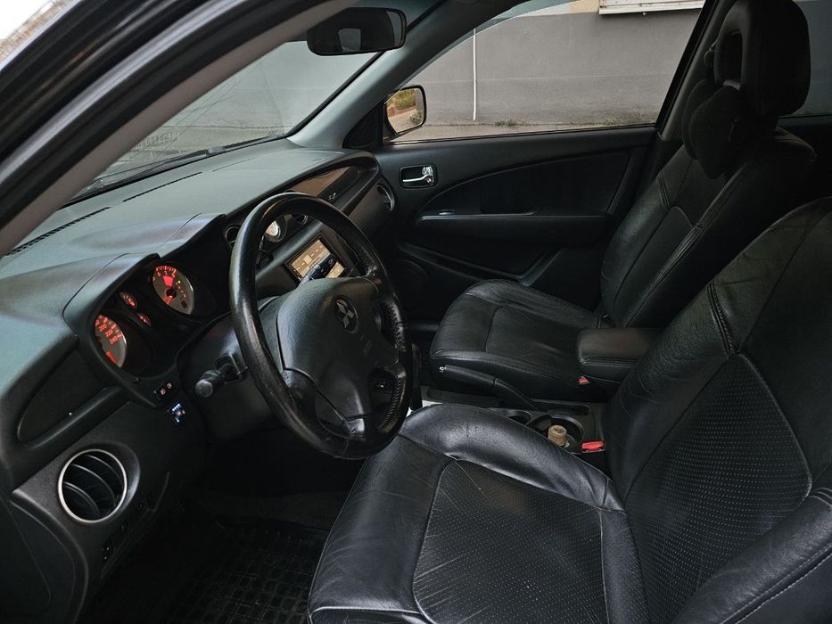 Mitsubishi outlander 1 2007р. 2.4 автомат