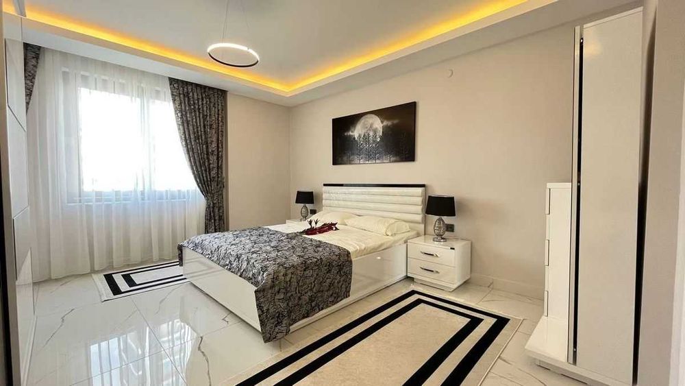 Просторная квартира 134м2 жилой комплекс 100м до моря Махмутлар Турция