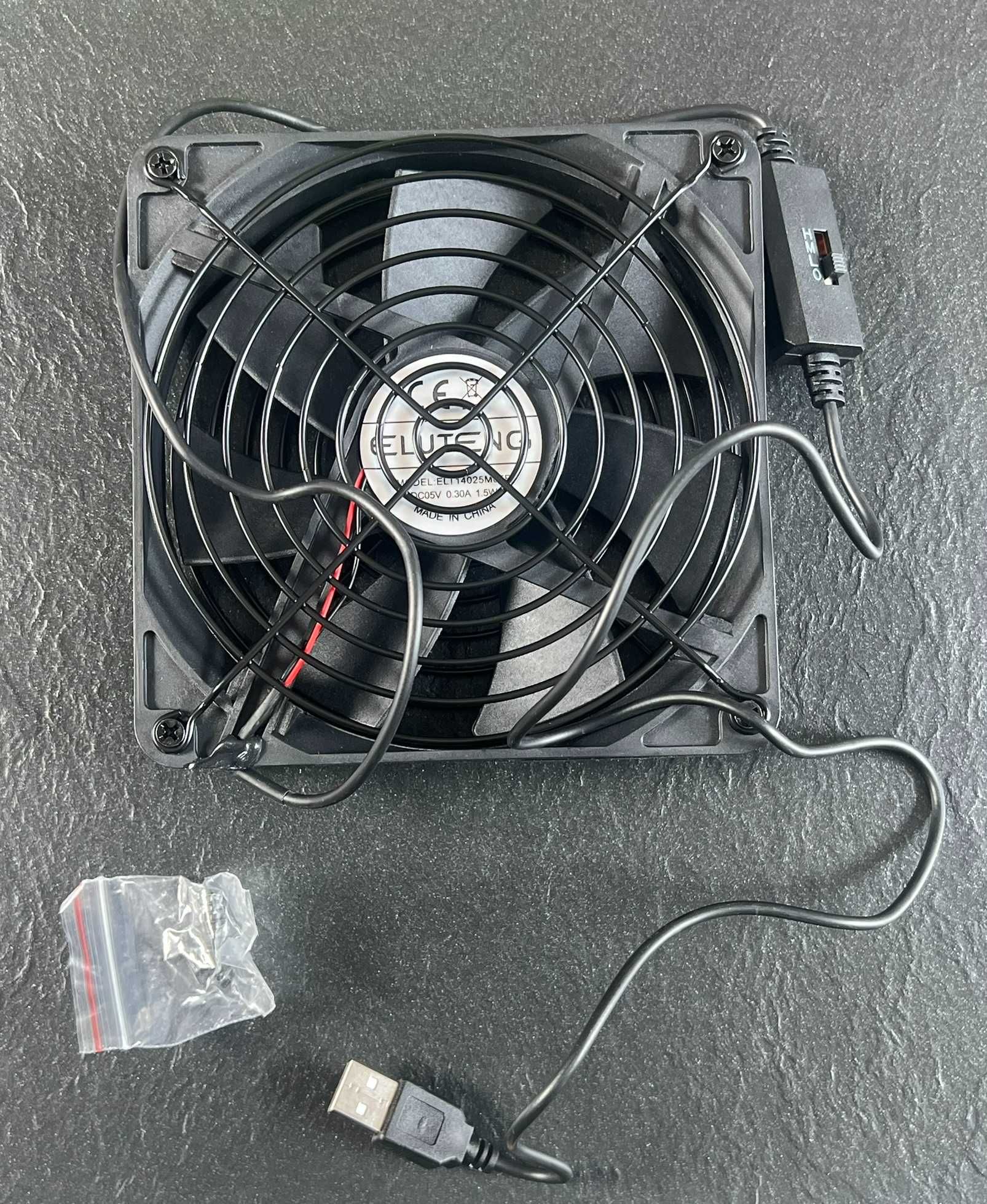 Wentylator USB Eluteng PC 140 mm z 3 regulowanymi prędkościami