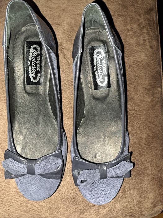 Sapatos azuis, n 36  de senhora