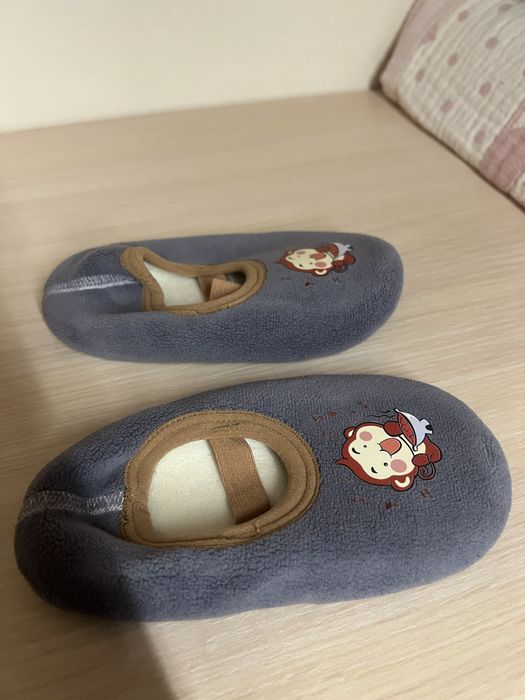 Домашні тапочки 23 розмір