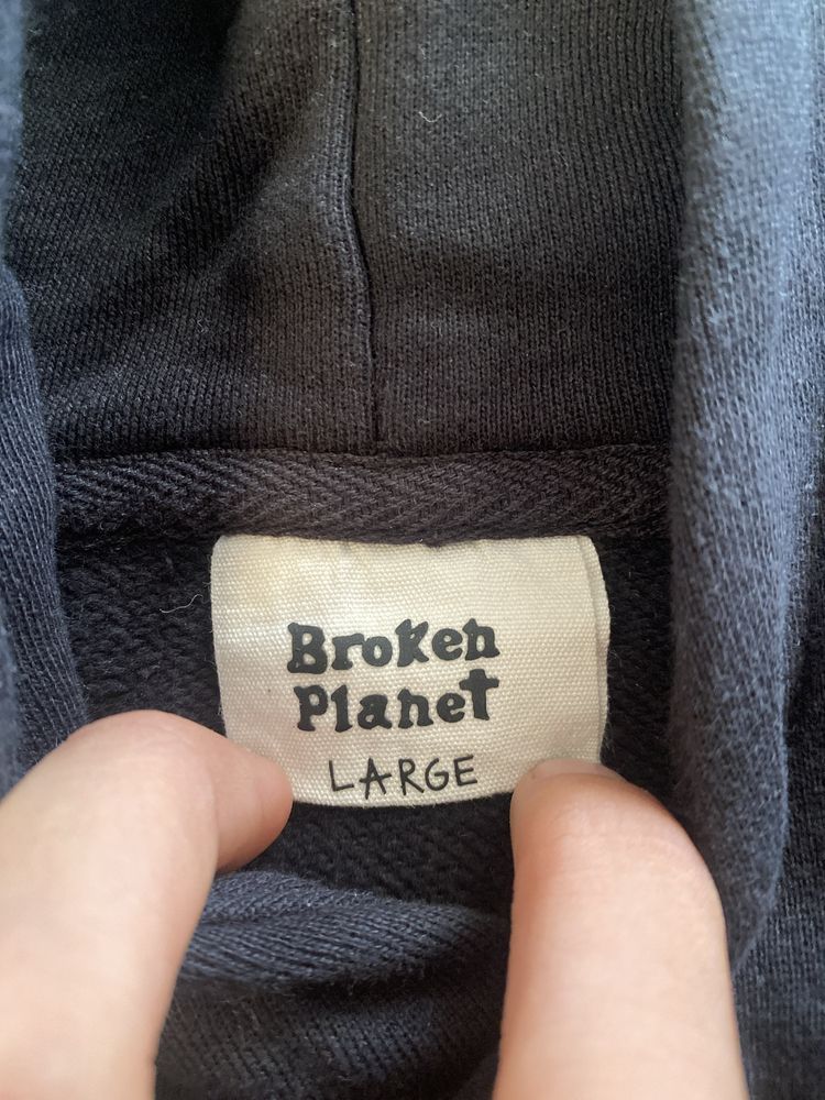 кофта Broken Planet