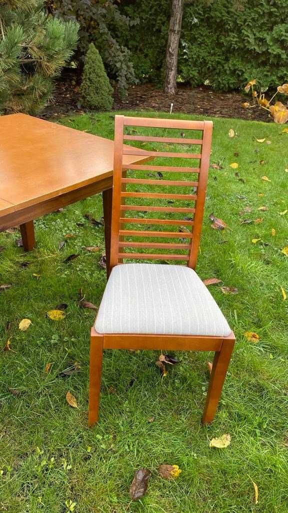 Zestaw stół + krzesła / Set of table + chairs
