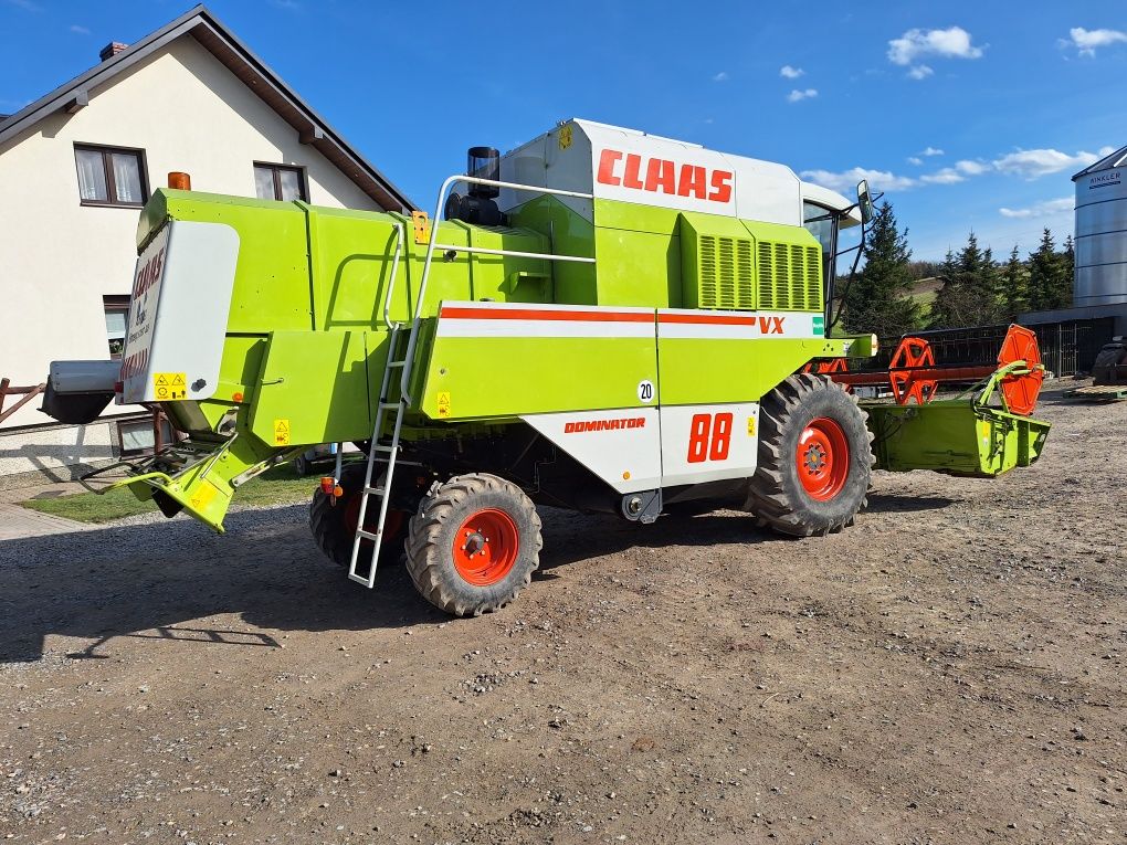 Kombajn zbożowy Claas Dominator 88VX class  Mega classic