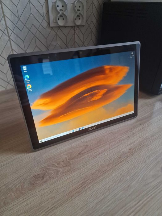 Tablet Acer Switch 3 4GB Ram Gwarancja