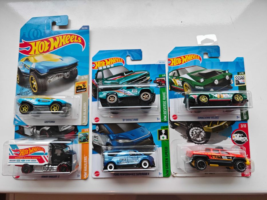 Autka Hot Wheels tanio
