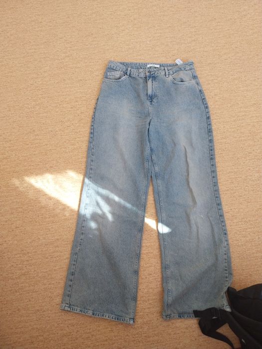 spodnie jeansowe