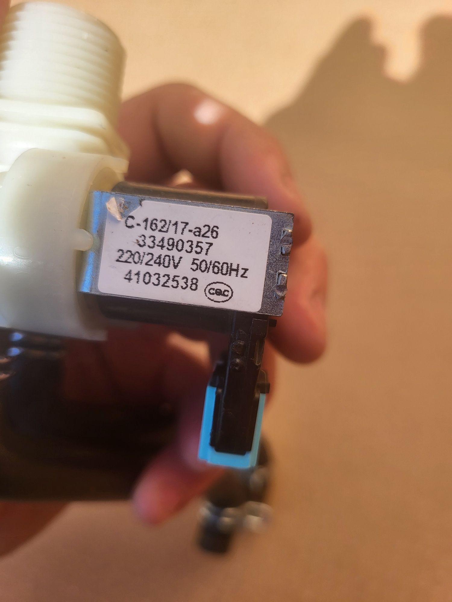 Elektrozawór podwójny do pralki Candy (410.325.38)