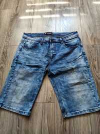 Męskie spodenki jeansowe