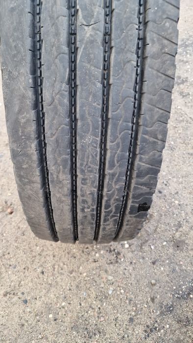 285/70r19.5 Kumho KRS03