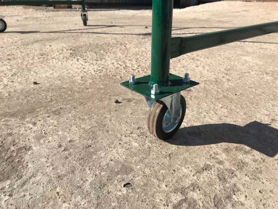 Подмости рабочие передвижные для внутренних отделочных работ.