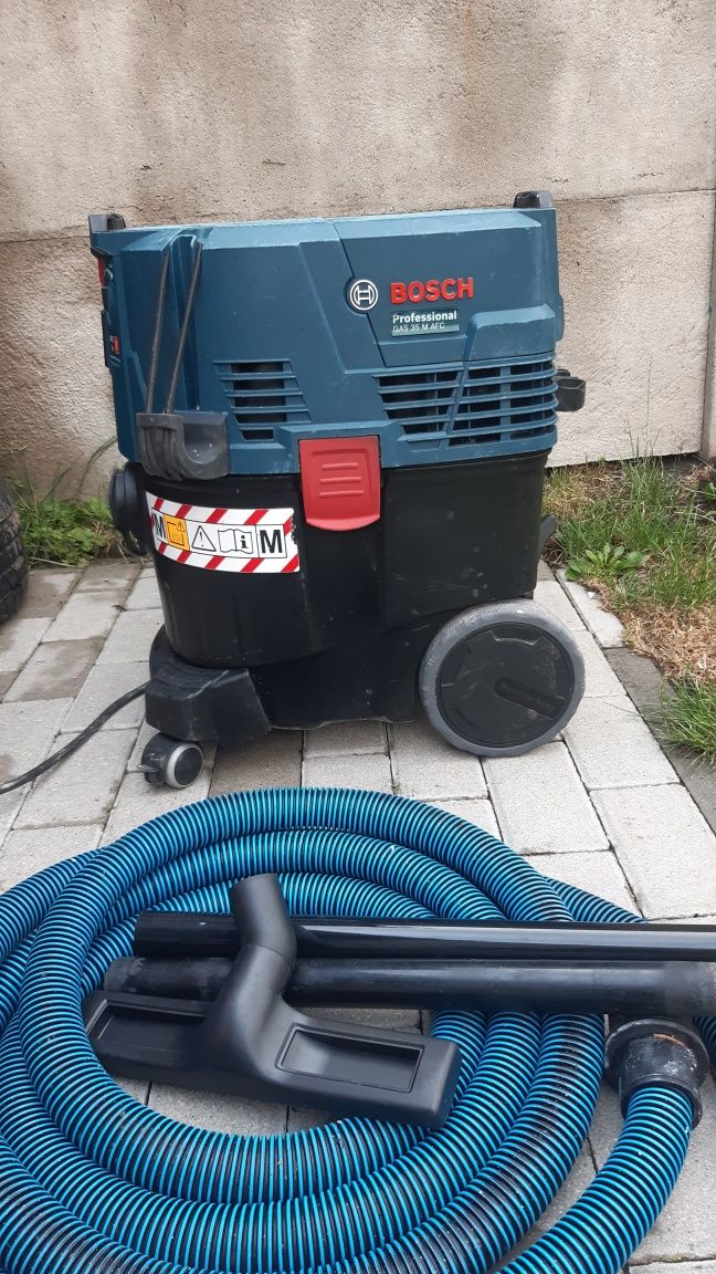 Sprzedam odkurzacz przemyslowo budowlany Bosch