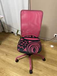 Krzeslo obrotowe ikea torbjorn uzywane rozowo czarne