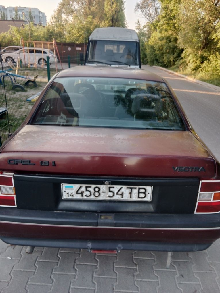 OPEL Vectra А  1.8