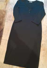 Трикотажна сукня чорного кольору в дрібний рубчик