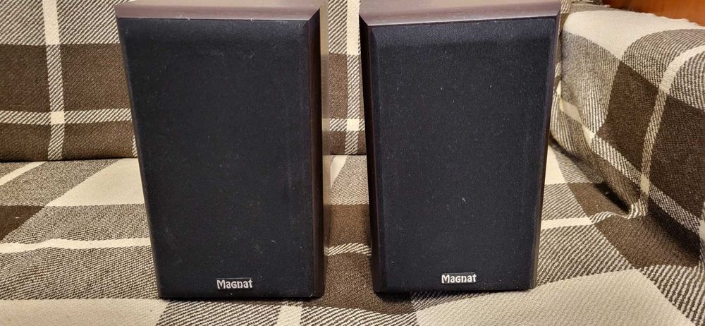 Amplituner Pioneer VSX 330-K + Kolumny Magnat Supreme 102 Mocca