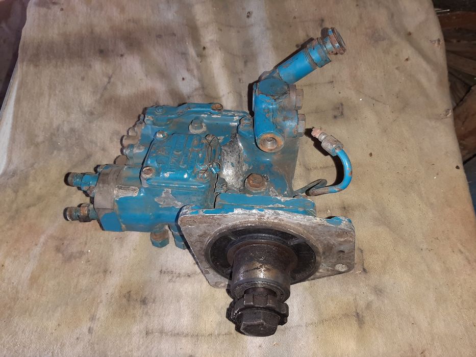 Паливний насос високого тиску трактора  Т-40