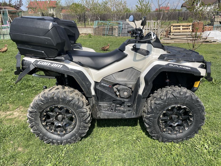 Квадроцикл brp outlander 1000