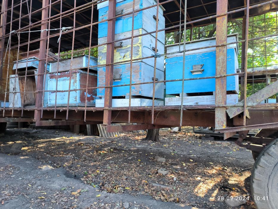 Павільйон для бджіл, причеп