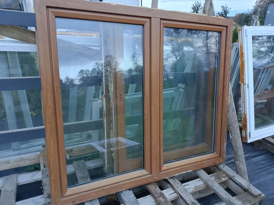 Okno 172x147 złoty dąb rozwierno uchylne plastikowe