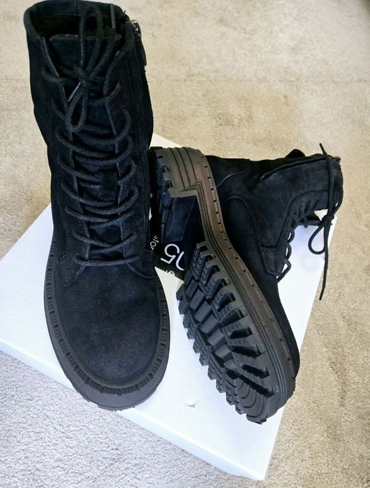 Черевики Жіночі Зимні 39 розмір, 25см