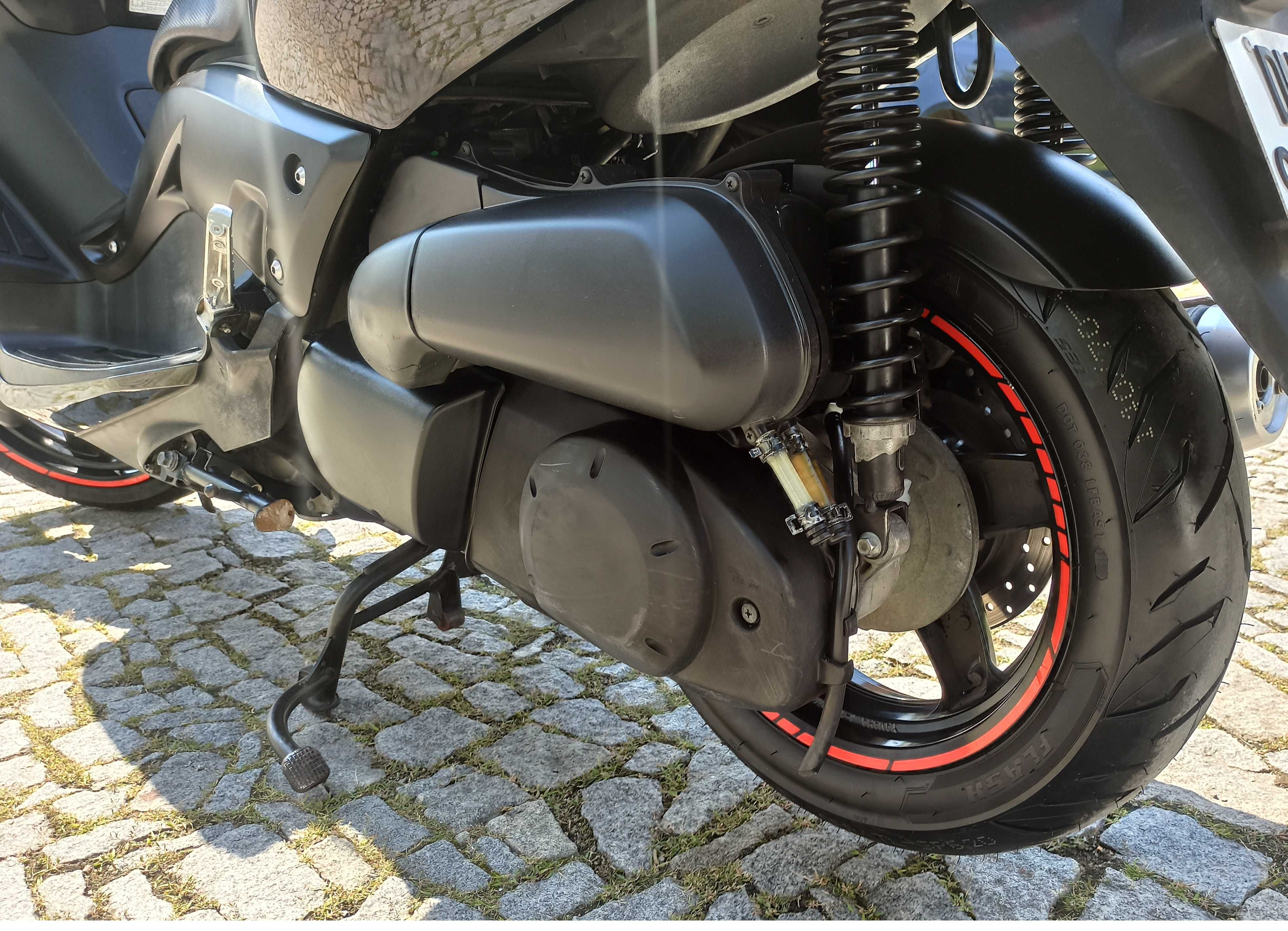 Xmax 250ccm***2011**ABS***Kufer**czarna