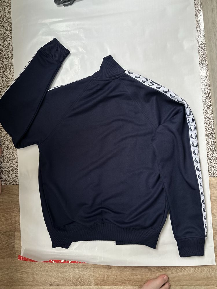 Оригинал (Португалия) олимпийка , кофта Fred Perry фред пери
