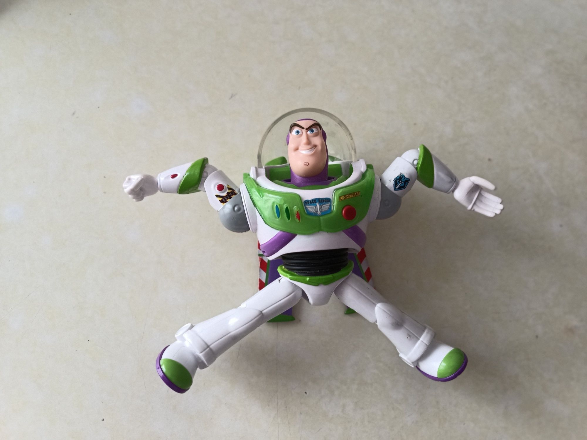 Базз Лайтер  Базз Рятівник  Buzz Lightyear