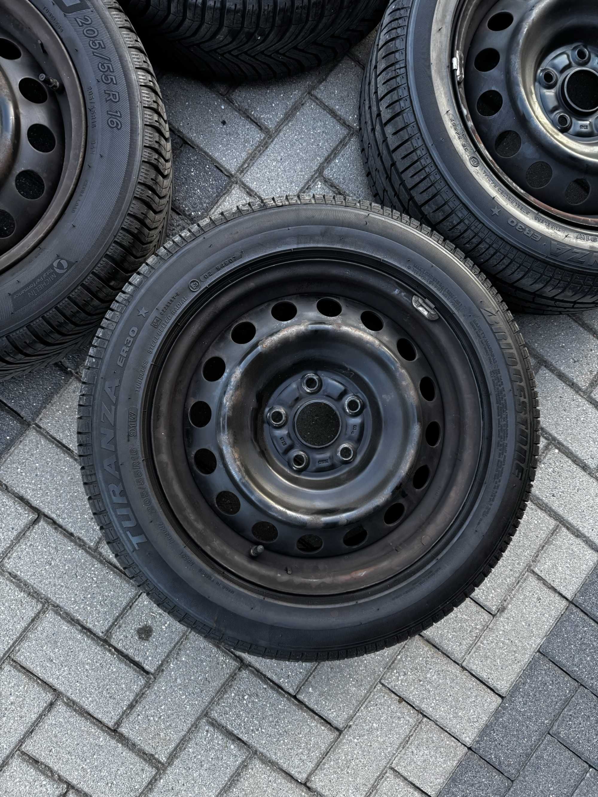 Oryginalne Koła z czujnikami  do Toyoty Corolla, Auris 16cal. jak nowe