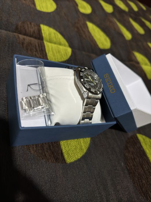 Seiko 5 automatic Modelo SNZV23J1