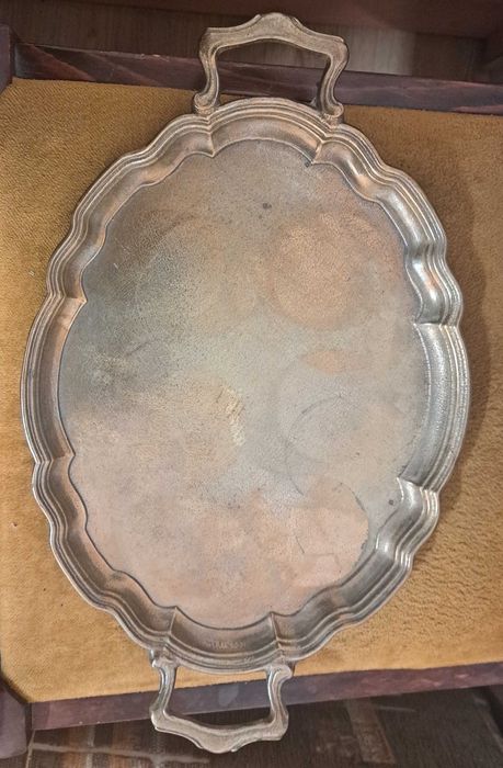 Zestaw mosiężny 6 szklanek z koszyckami i łyżeczkami na tacy