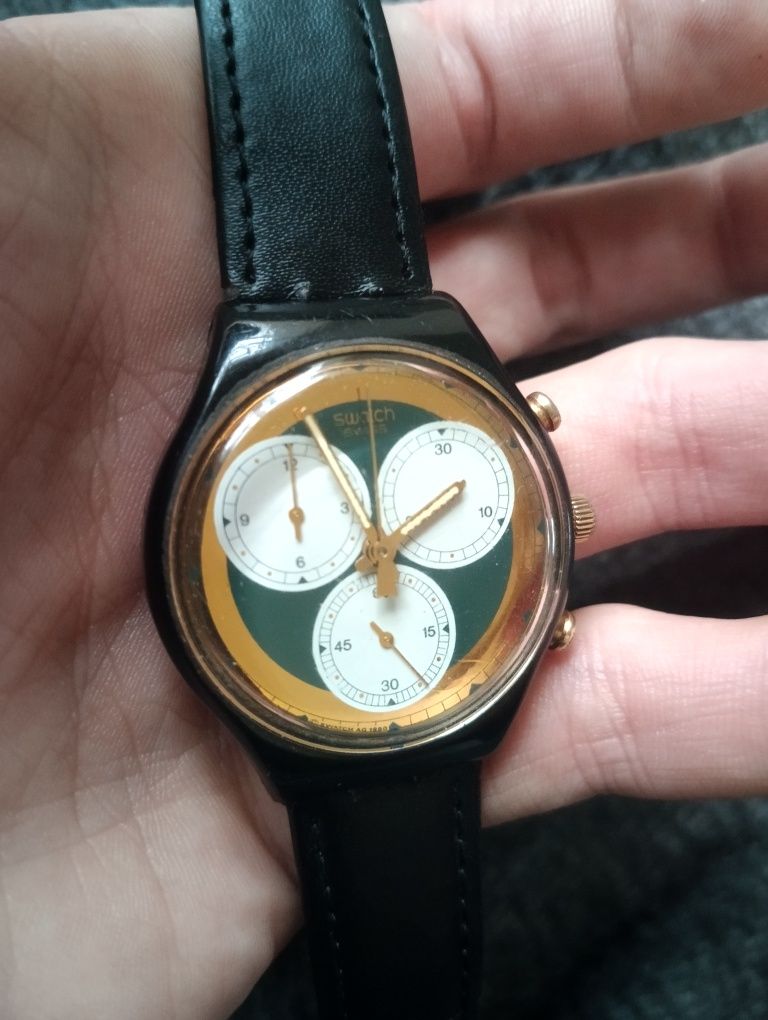 Часы швейцарские с хронографом