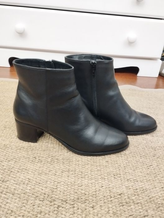Botins pele pretos