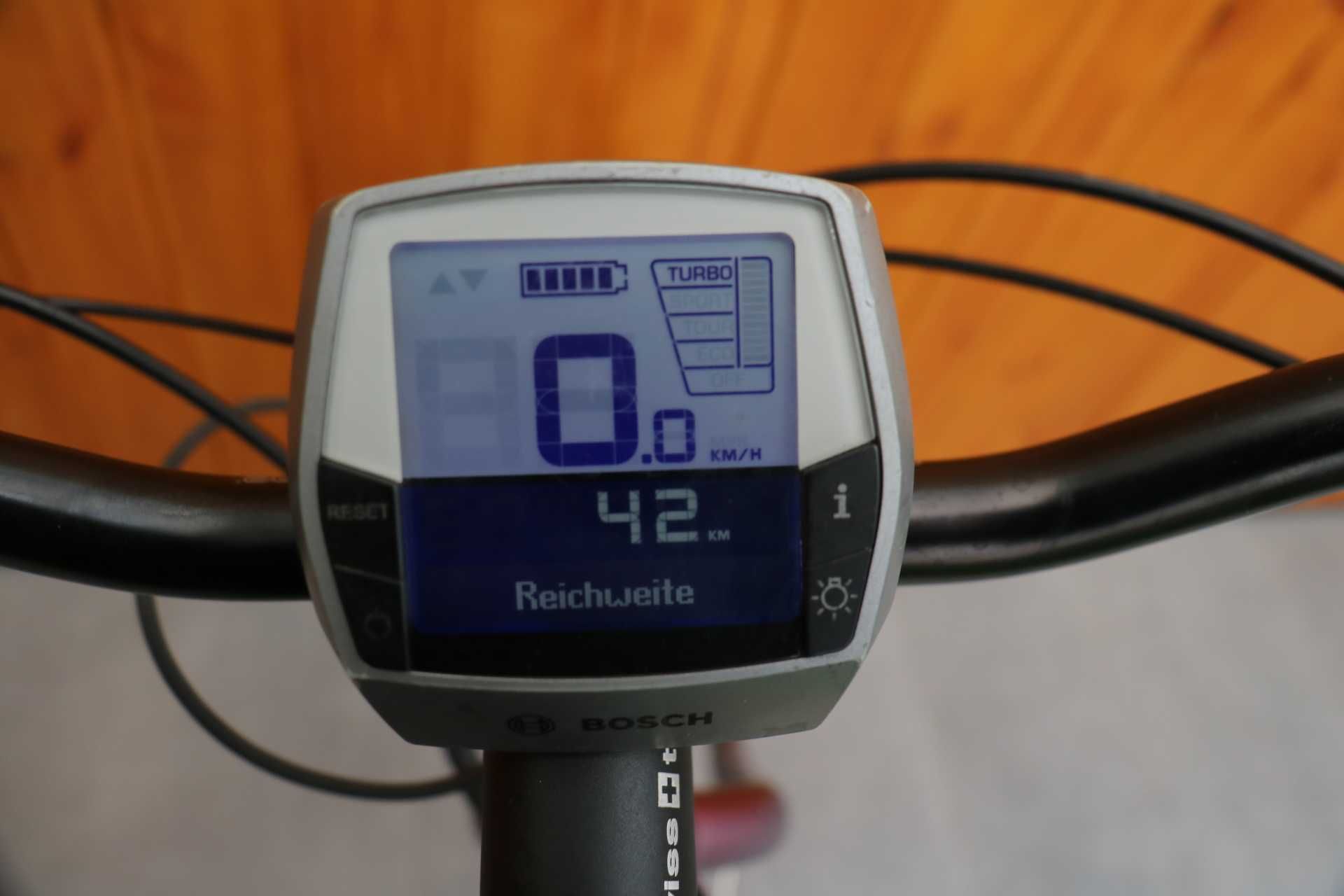 Rower elektryczny Cocchi. D 48. Na Boschu