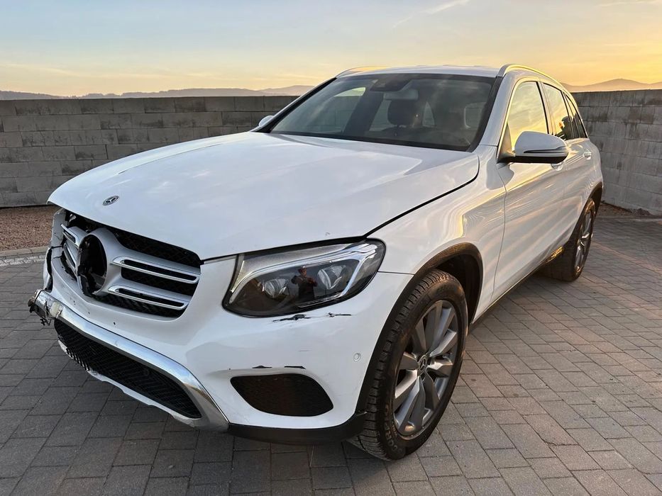 Mercedes-Benz GLC 250d 4-matic Full-Led Ambiente Kamera