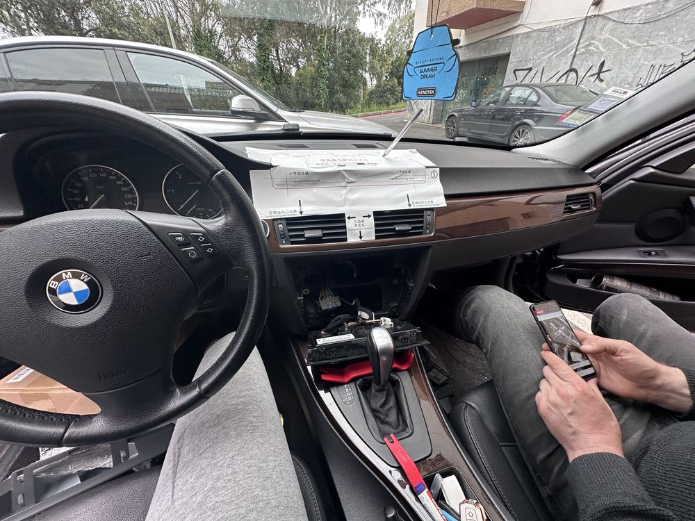 Multimédia  BMW e Mercedes, sistema Android
