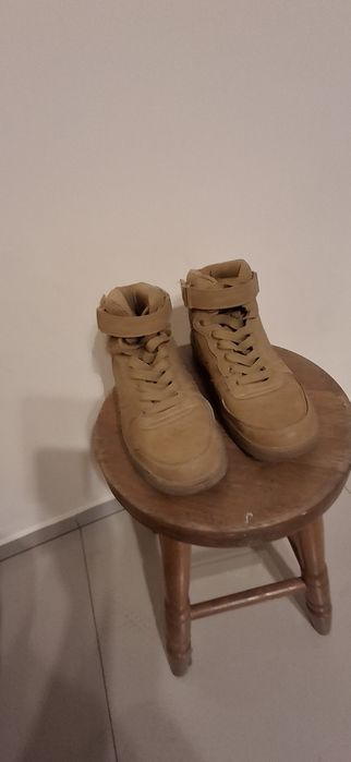 Buty chłopięce rozmiar 37