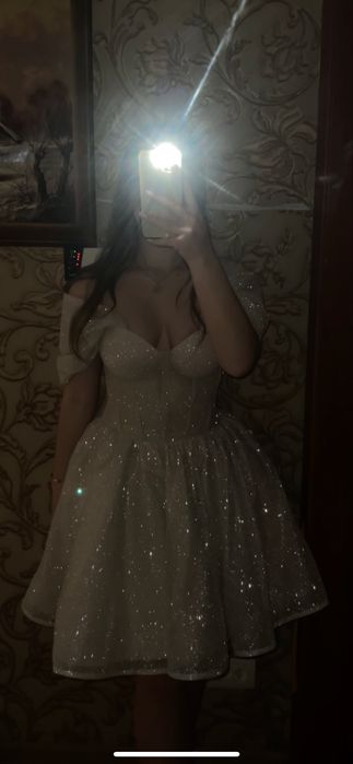 Вечірня/випускна сукня