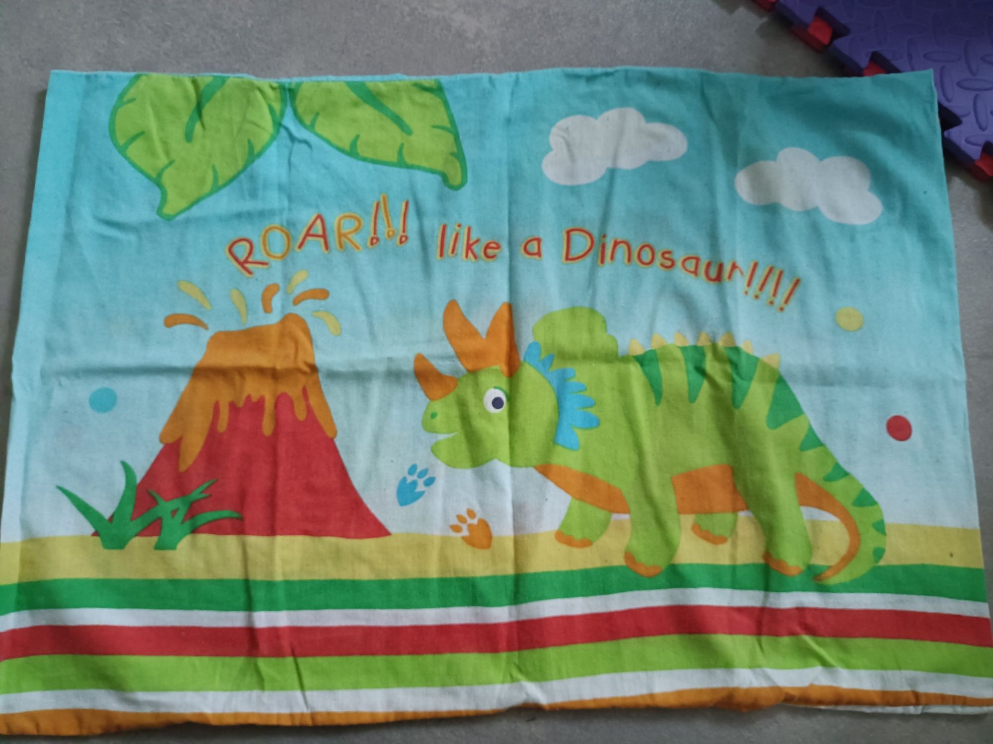 Dinozaury kolorowa pościel +poszewka na poduszkę,dla dziecka 130x190cm