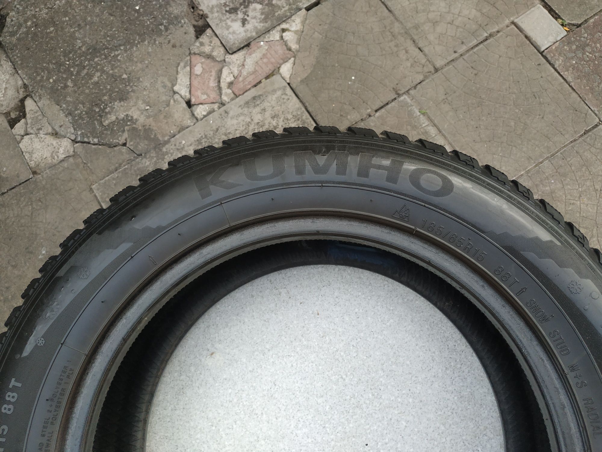 Шины, резина б/у лето 185/65 r15