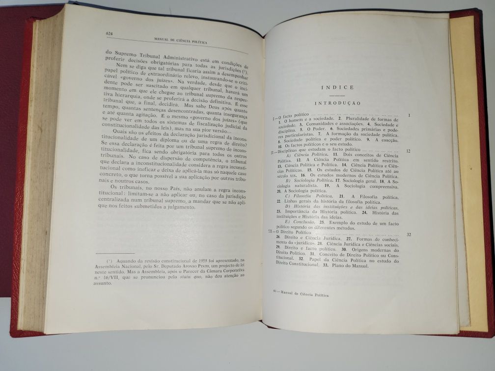 Manuais de Direito Administrativo, do professor Marcelo Caetano (1960)