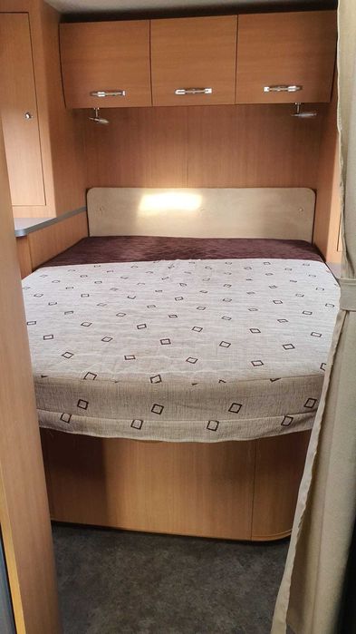 Autocaravana Chausson com Cama Central