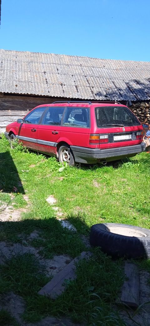 Volkswagen Passat b3 1.8 1990