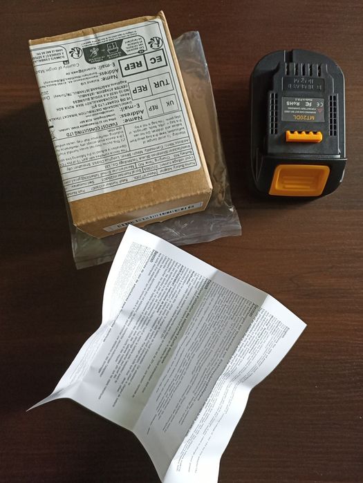 Адаптер MT20DL під акамуляторний індструмент DEWOLT акб MAKITA