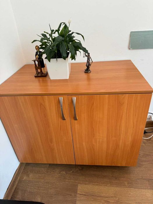 Продам тумбу б\у в ідеальному стані.