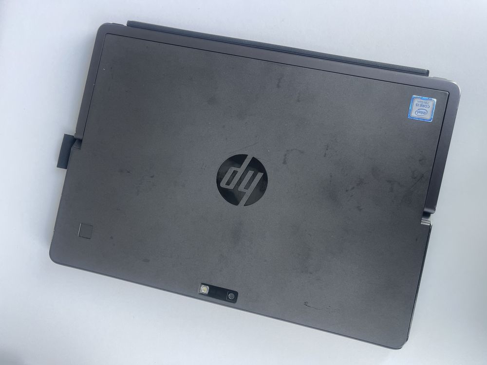 Laptop z ekranem dotykowym