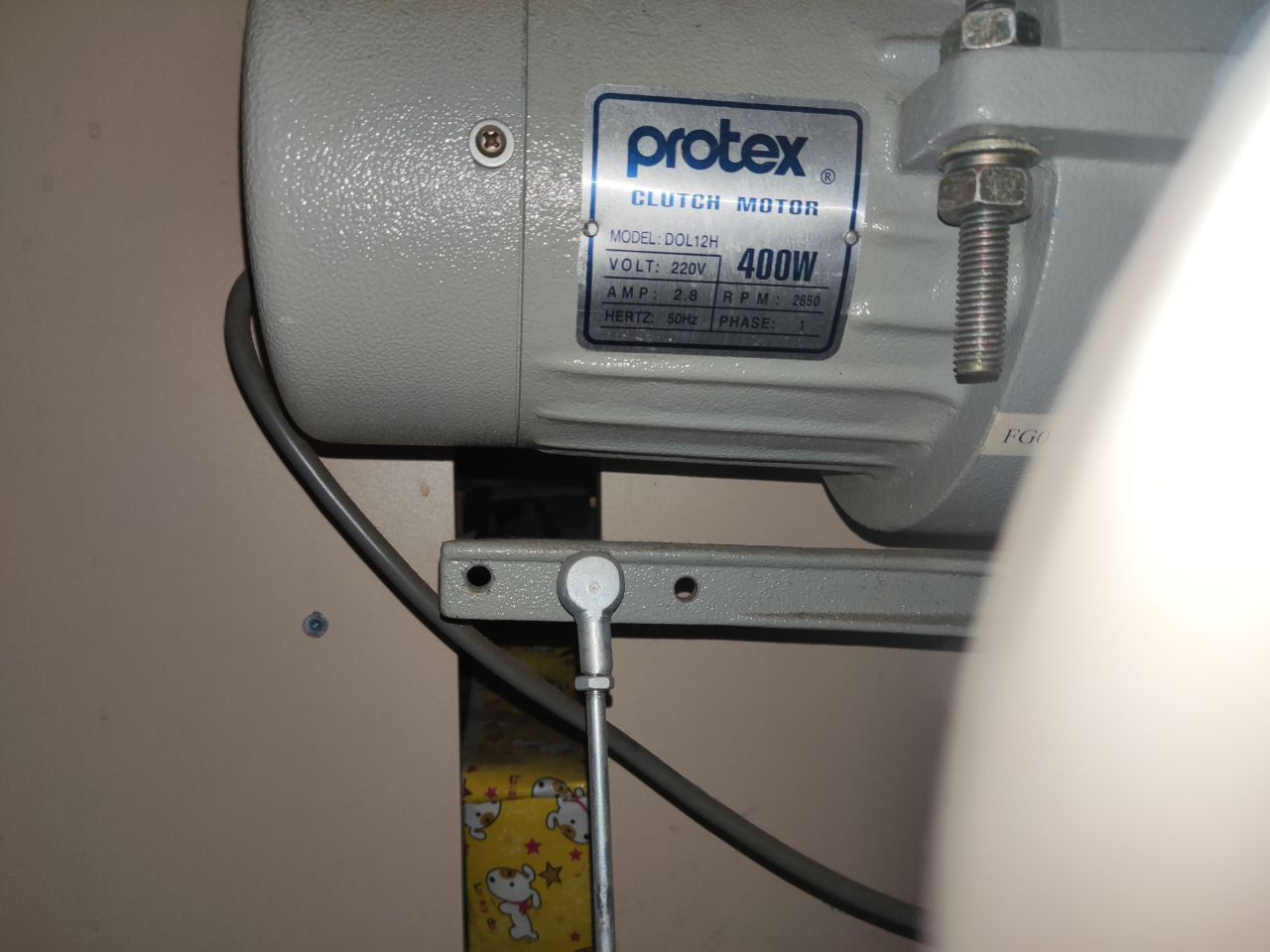 Продам швейну промислову машину Promtex